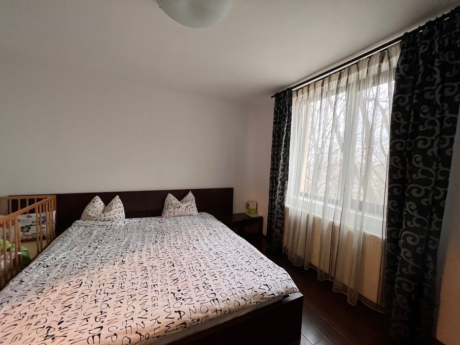 Apartament de vanzare 3 camere bd. Cuza Voda langa Farfuria et 3/4