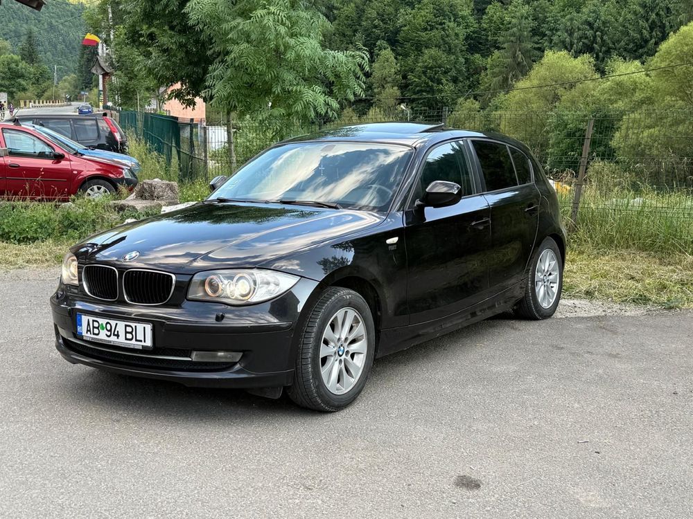 BMW Seria 1 - 116 CP - An 2010 - Negru - 2 TDI
