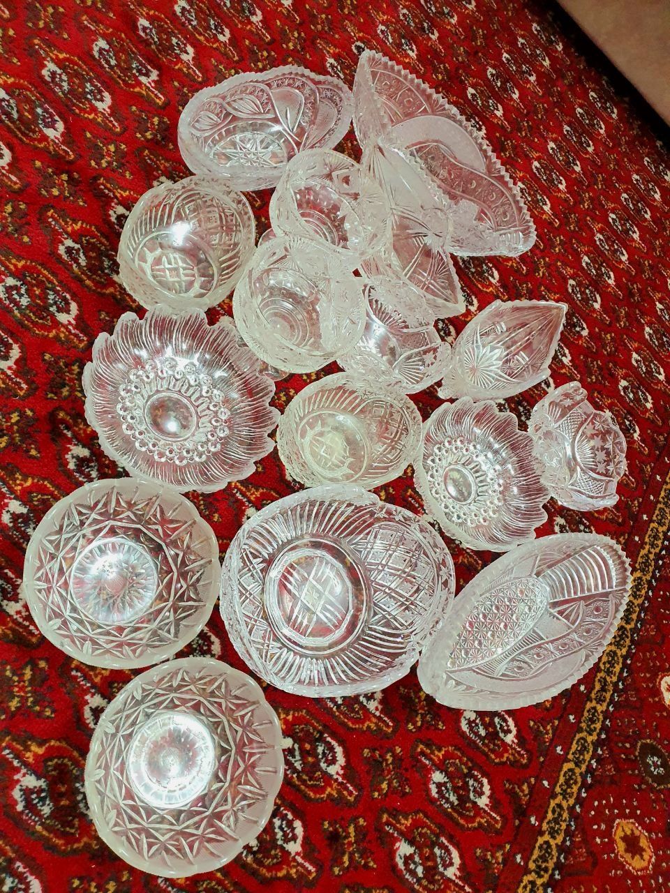 Сервисы ( Хрусталь, Мадонна и т.д)