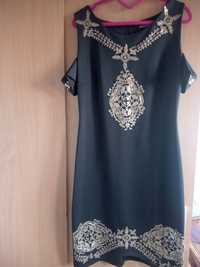 Черна рокля с бродерия