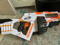 Vand arma Nerf Ultra