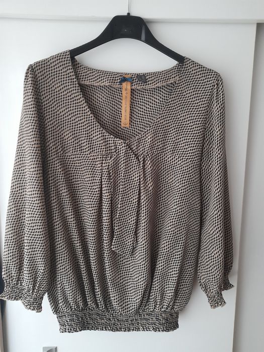 Дамски различни блузи