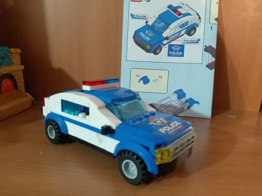 Продам Лего (машины, вертолет,катер)