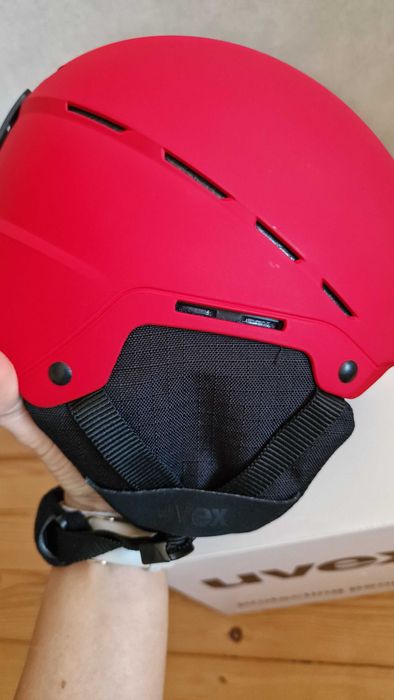 Ски каска Uvex legend