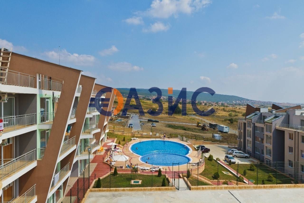 Продава се Едностаен апартамент в с. Кошарица, Област Бургас - 30 кв.м за 834 €/кв.м - Снимка #12
