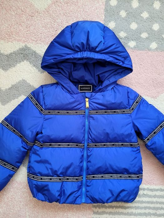 Geaca Versace Mărime 2 ani