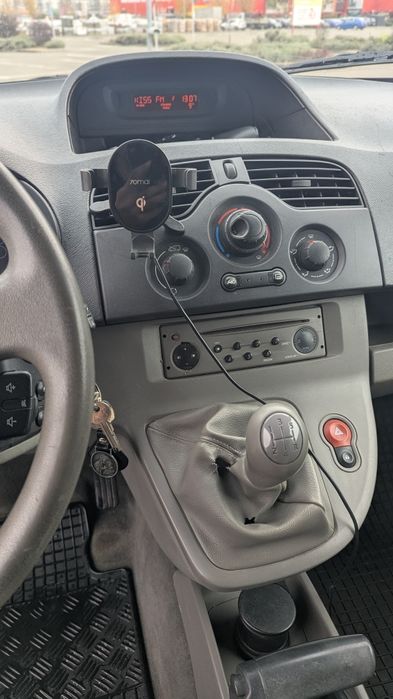 Vând Renault kangoo