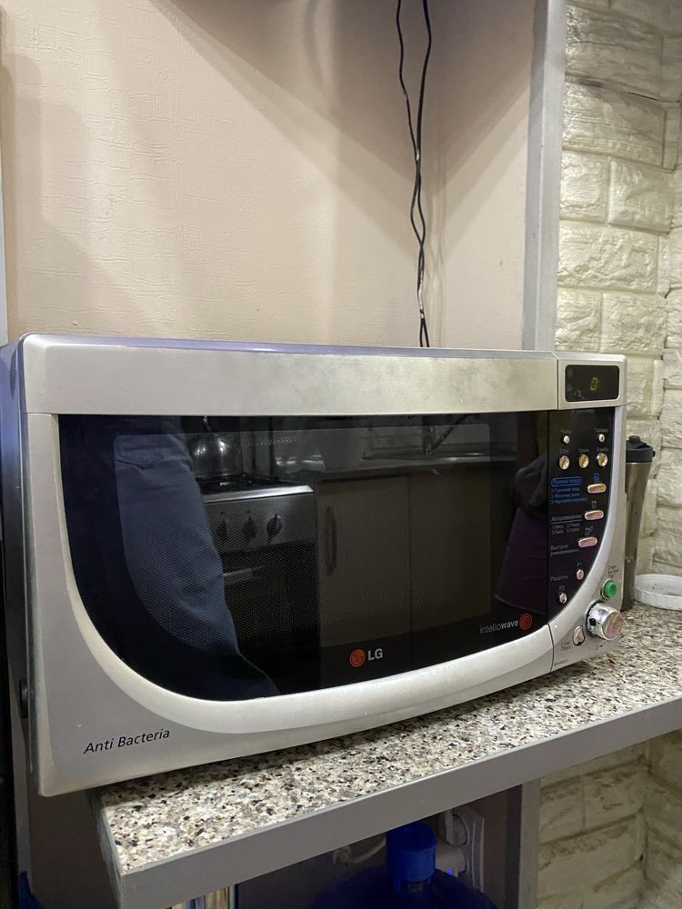 Микраволновка LG