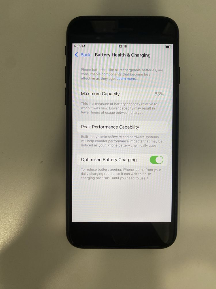 iPhone SE 2020 64GB ID-XXL880