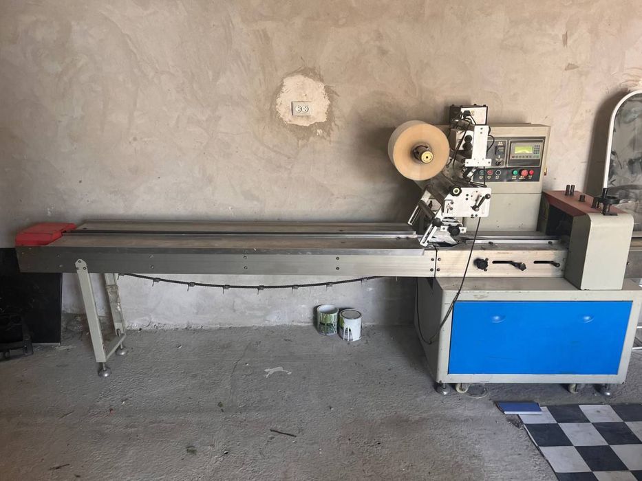 Упаковка. ( горизонтал) апарат сотилади