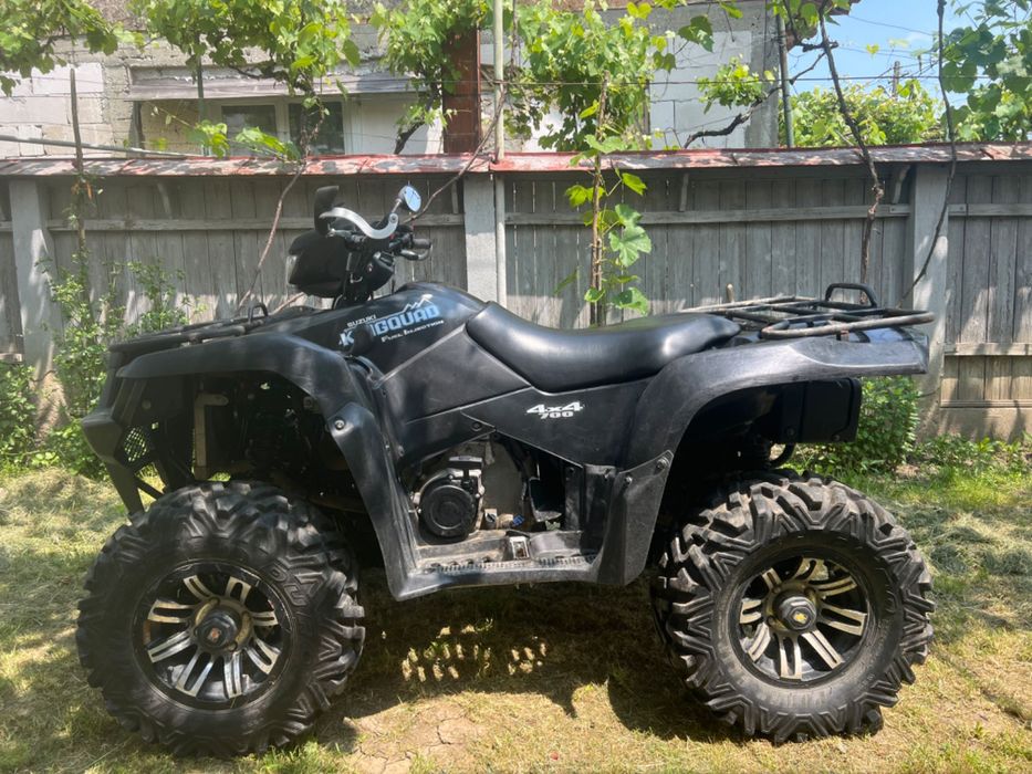 Suzuki kingquad 700