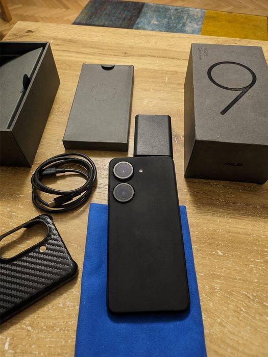 telefon Asus Zenfone 9 128 GB / 8 Gb