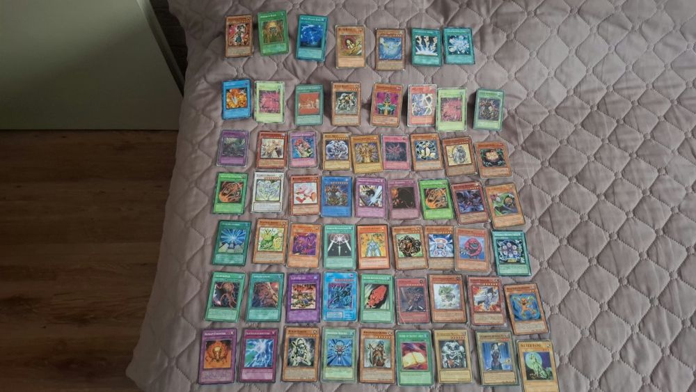 Yu-Gi-Oh карти - 60 бр.