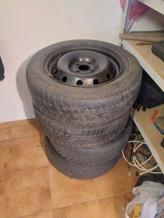 Set roti de iarna Dacia Logan Renault 4x100 185/65R15