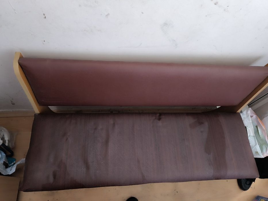 Băncuță cu loc depozitare