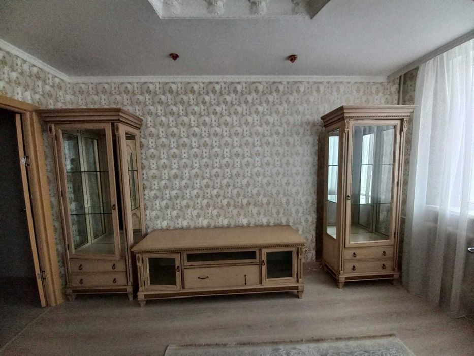 Мебель для гостиной. Горка