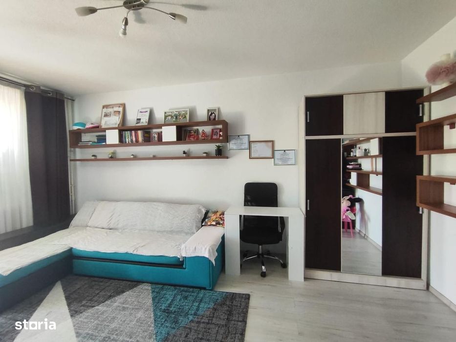 Apartament 3 Camere Mobilat Utilat!