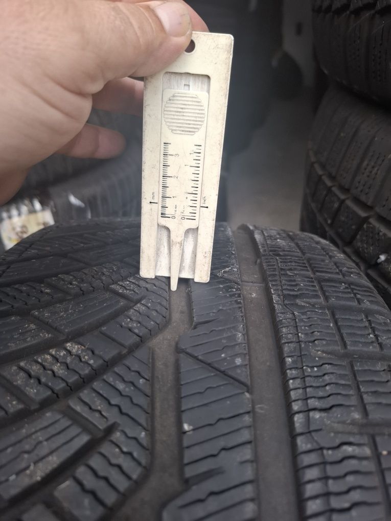 245 40  18 дот  2917  4броя  Michelin  цената  е за 1бр
