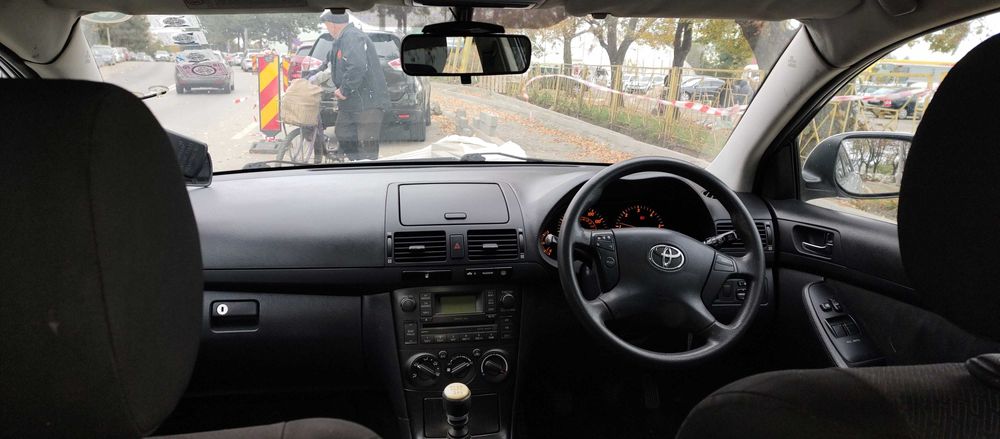 Toyota avensis T25