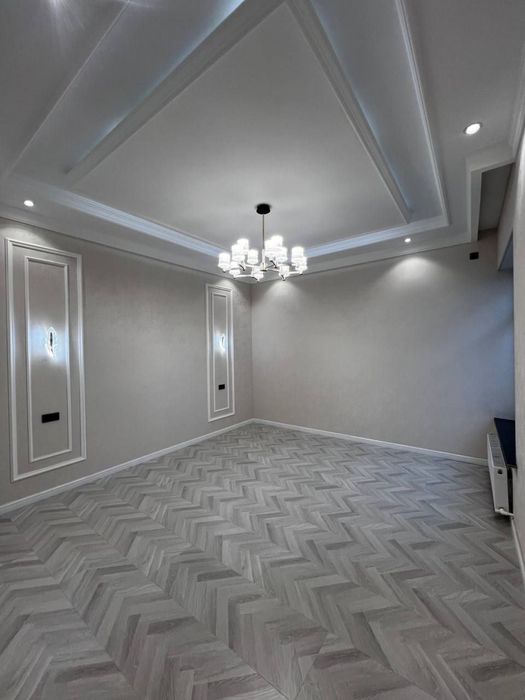 Уч кахрамон постидан 4 км кирганда 6 хонали уй сотилади uch qahramon