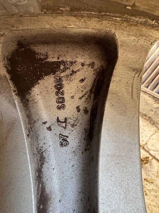 Jante LEXUS R18 cu anvelope iarna / vara