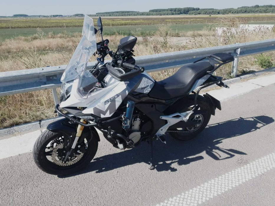 CFmoto 650mt 2021