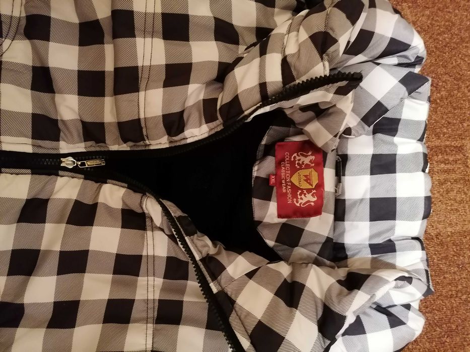 Дамско яке черно и бяло