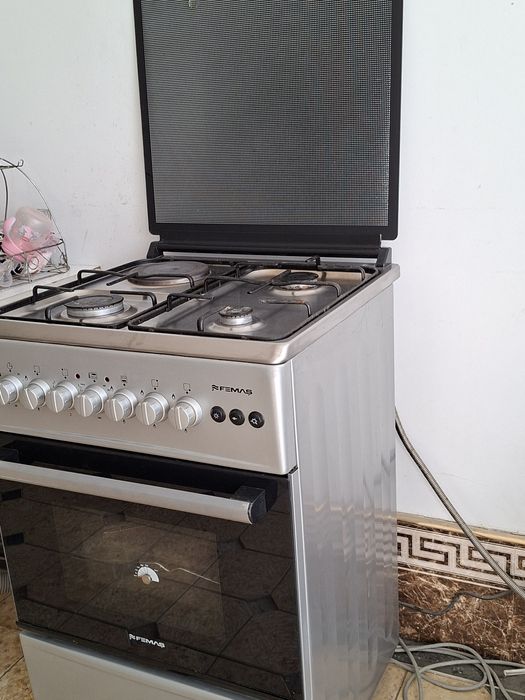Gaz plita  Femaș sotiladi !