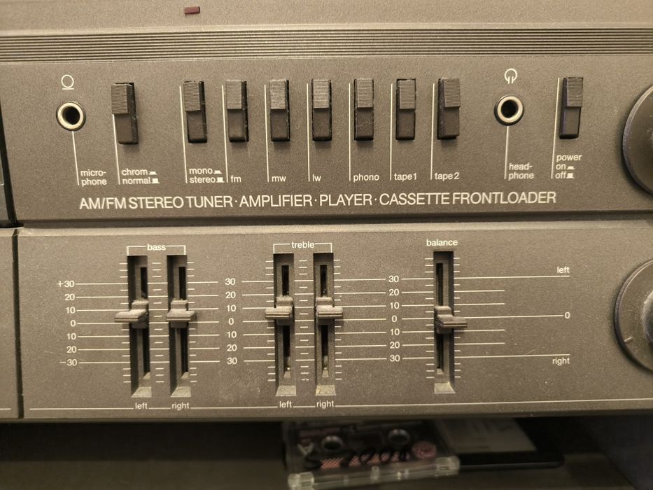 Schneider TEAM24 combina cu amplificator pick-up radio casetofon