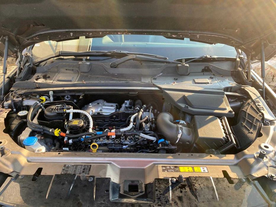 dezmembrez land rover discovery sport 2.0 ingenium