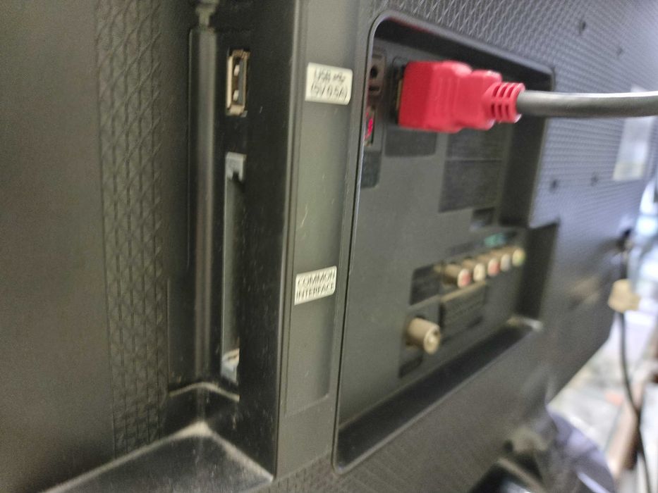 Монитор - телевизор 24 инча Samsung