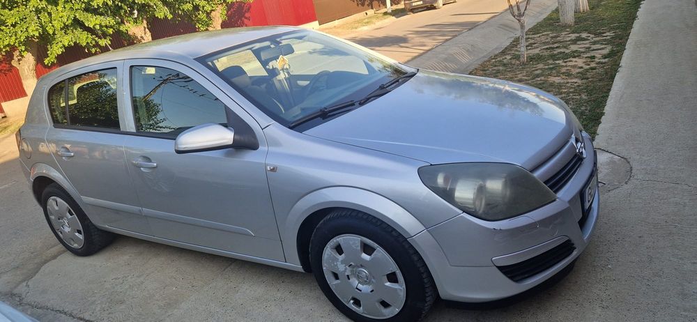 Vând Opel Astra H 1.7 2004