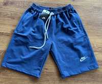 Мъжки,памучни,сини,къси панталонки Nike с бродирано лого