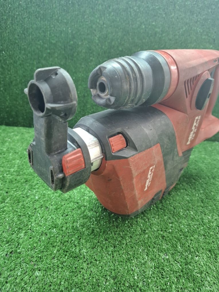 Перфоратор на Hilti TE 4-A22 с прахоуловител и 5.2 амперова батерия
