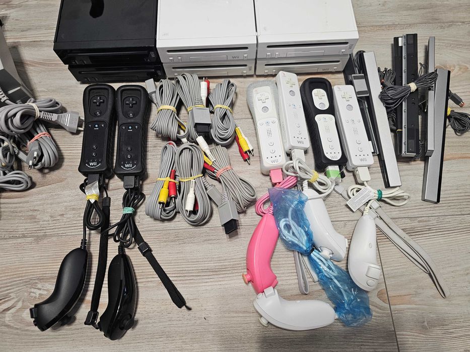 Consola Ninendo Wii Neagra/Alba