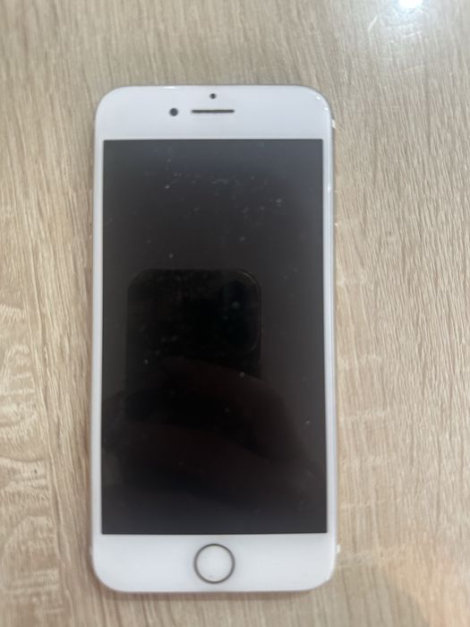 Продам Iphone 7 32 Гб