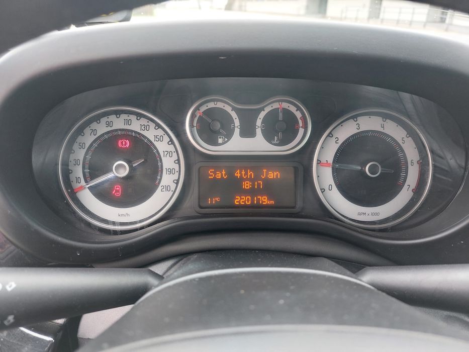 Fiat 500 L   7 locuri 105 kp Euro6 Negociabil