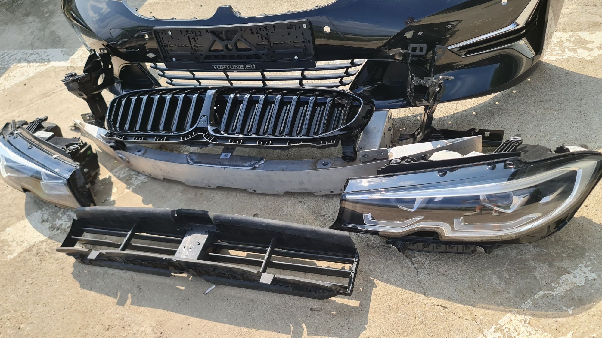 Faruri aripa trager bara grila capota suport BMW 3 g20 g21