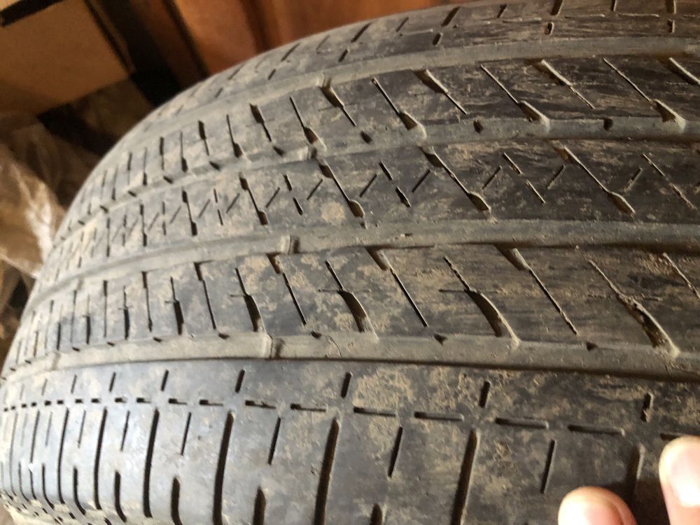 Летние шины 235/60R17