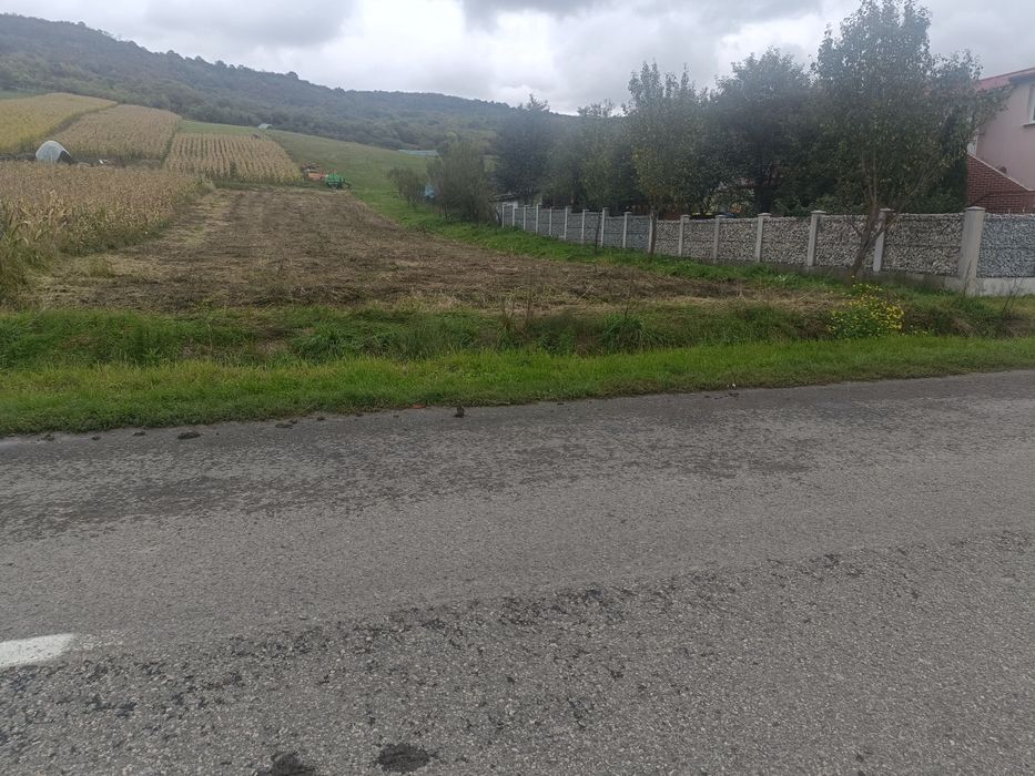 Teren de vanzare intravilan la doar 40 km de Cluj , Comuna Cornesti