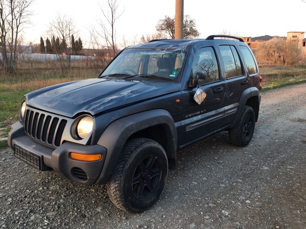 Jeep Cherokee 2.8 CRD Джип Чароки 2.8 на части!!