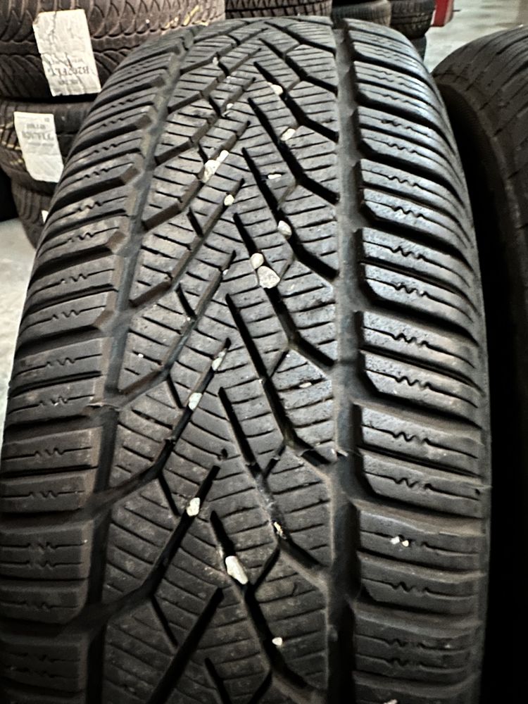 Anvelope 185/65 R15 SEMPERIT de iarna