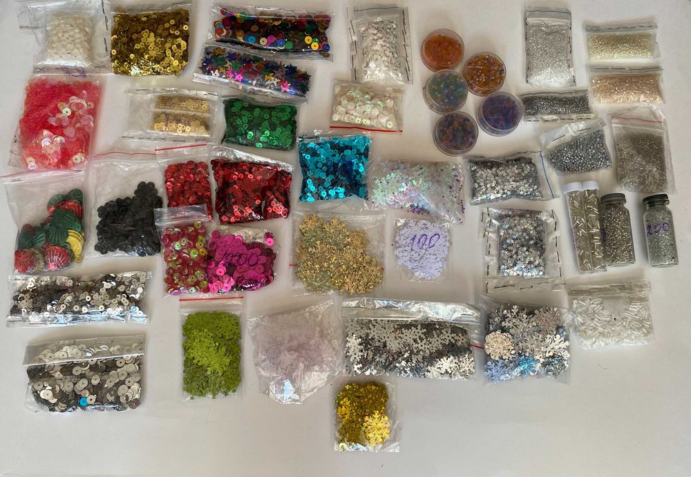 Набор Лот Бисер и Пайетки для скрапбукинга рукоделия декорирования