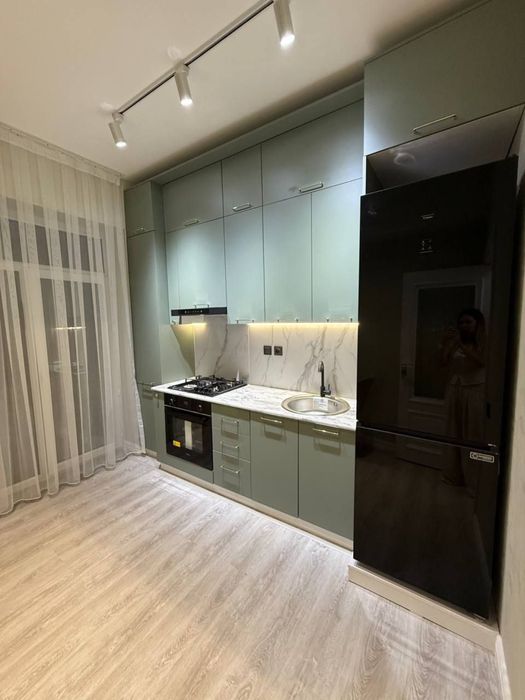 1ком 30м2 Буюк Ипак Йули БУЗ-1 / новый ремонт / мебель техника