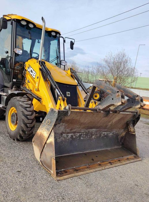 Buldoexcavator JCB 3CX