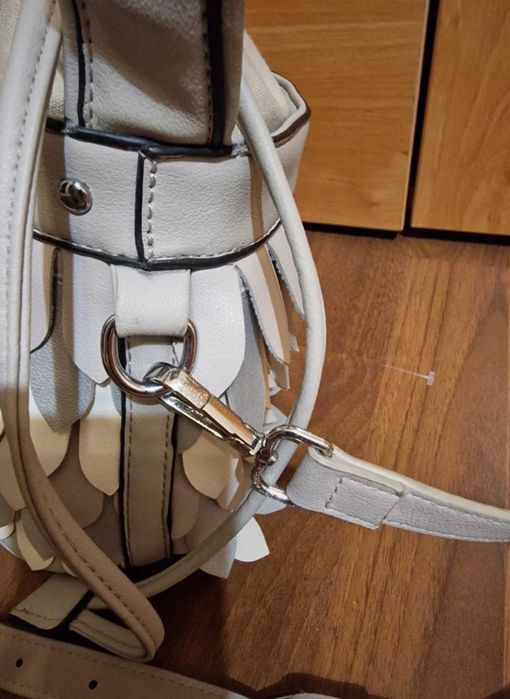 Geanta superba tip sac