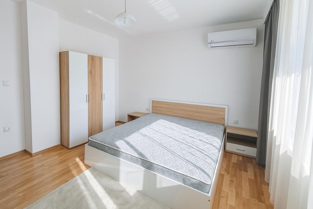 Просторен ТРИСТАЕН апартамент в кв. Христо Смирненски/ С ГАРАЖ!!!