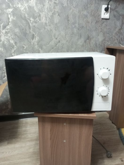 Продам микроволновую печь