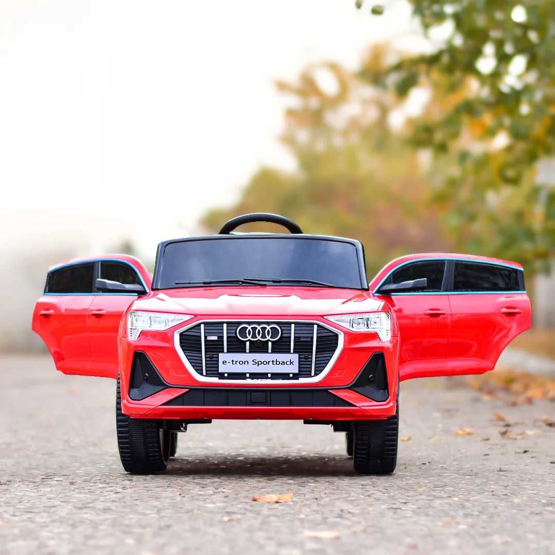 Лицензирана Акумулаторна Кола Audi E-tron Sportback,4x4, 140W,EVA гуми