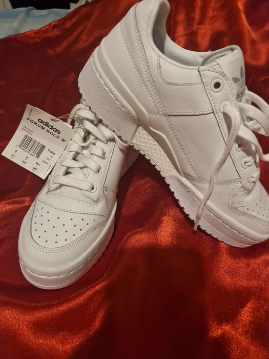 Adidasi unisex originali